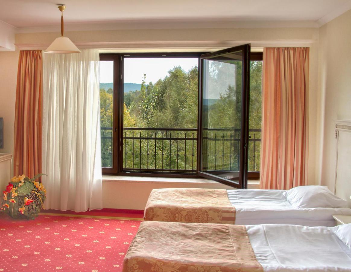 Hotel Stodolka Cminsk Eksteriør billede